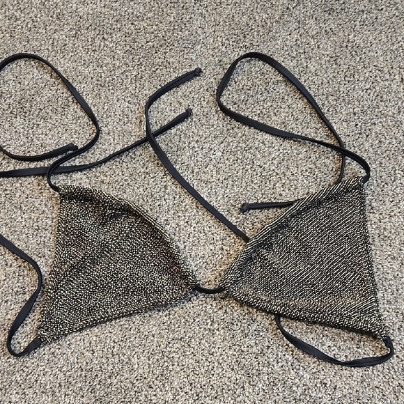 NWOT Good American Women Black and Gold Triangle Bikini Top Swim Sz 5/6 2XL/3XL - Picture 1 of 5